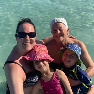 Meet your Posher, Joannie